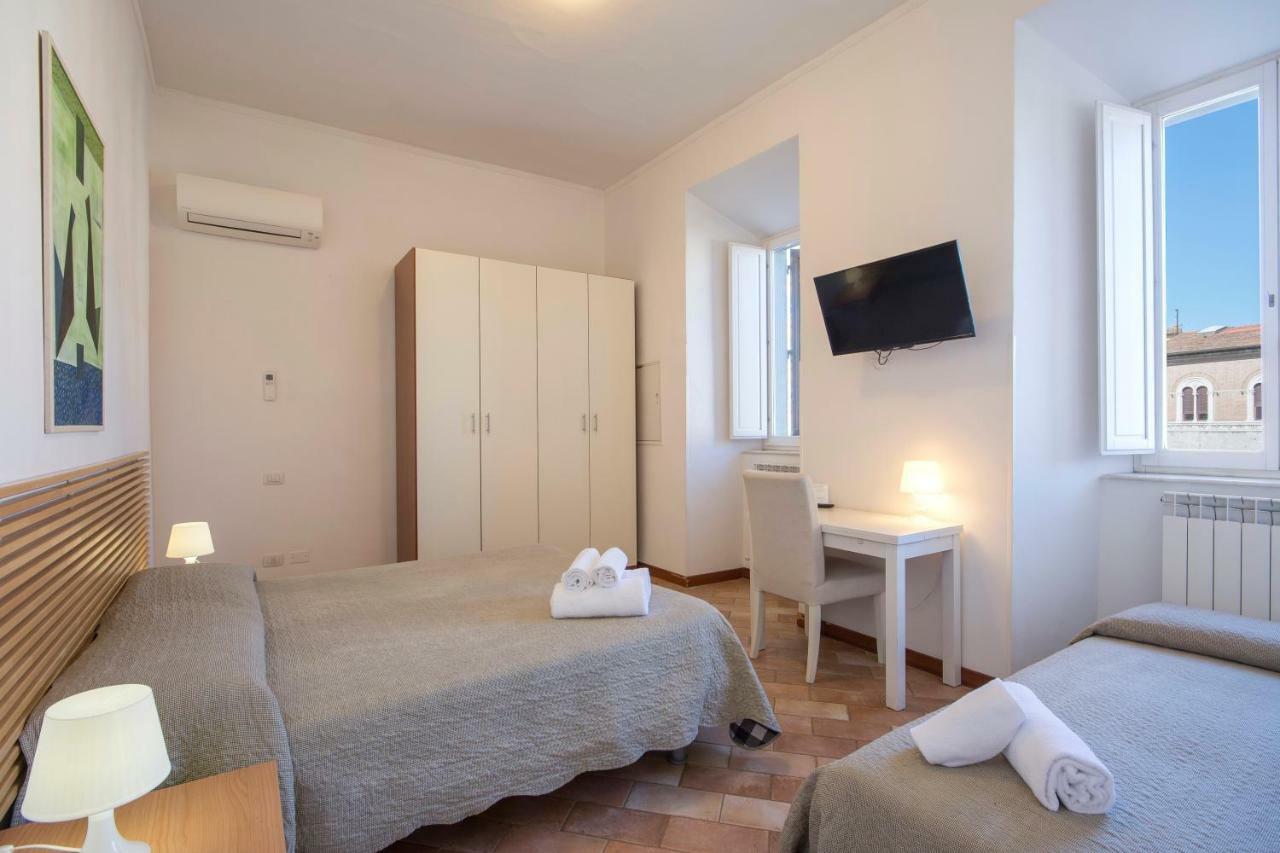 Gh Paradiso - Apartments Siena Exteriör bild