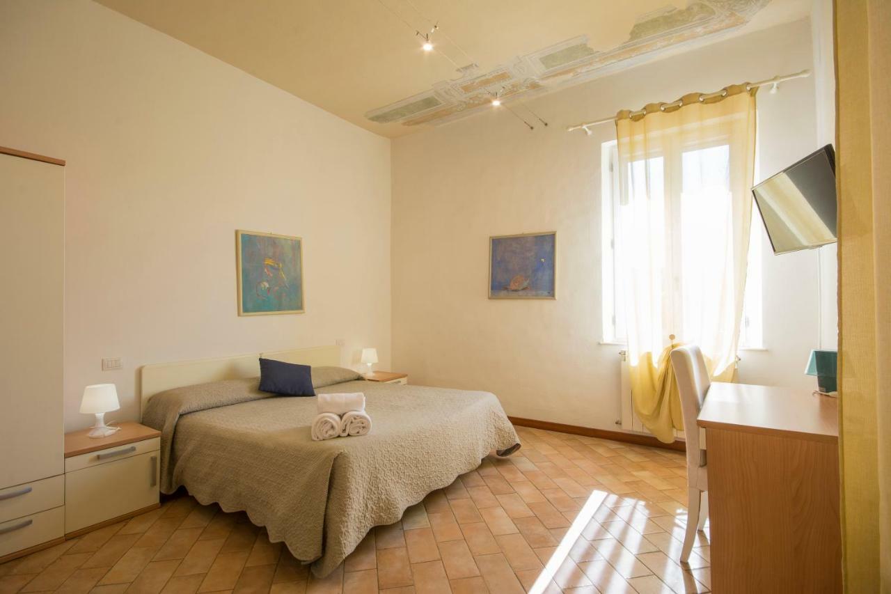 Gh Paradiso - Apartments Siena Exteriör bild